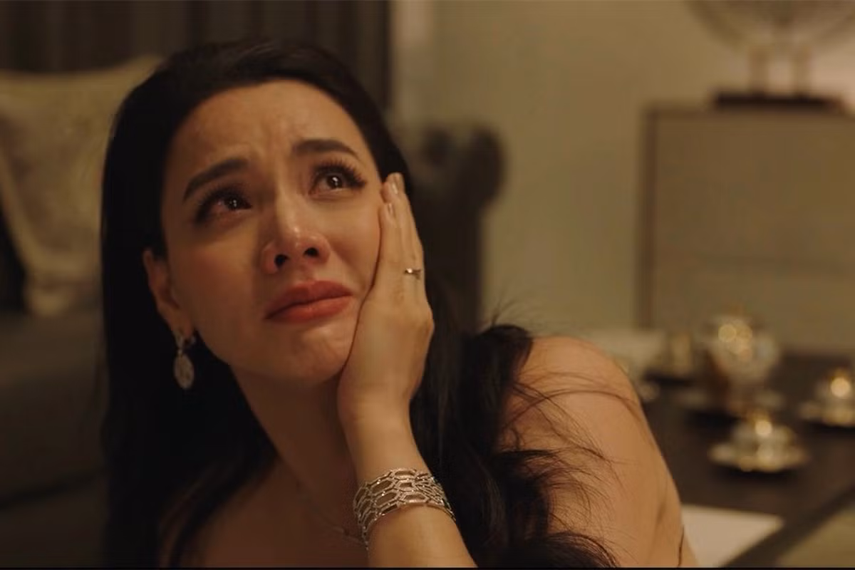 Trang Nhung chưa đủ sức để giúp phim hấp dẫn hơn.