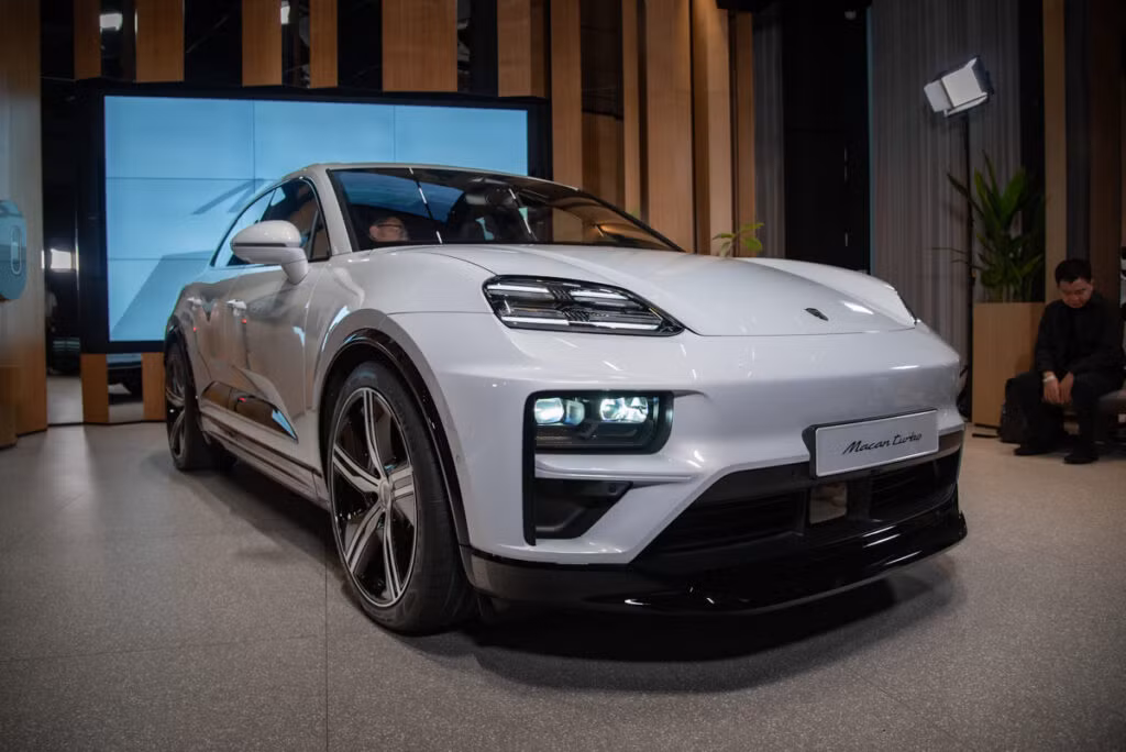 Hé lộ Porsche Macan thuần điện sắp bán tại Việt Nam ảnh 4
