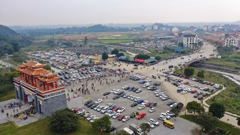 Trong 3 ngày đầu xuân Nhâm Dần, khách về Tây Thiên cầu bình an, sức khỏe đầu năm đã có hơn 4 vạn lượt.