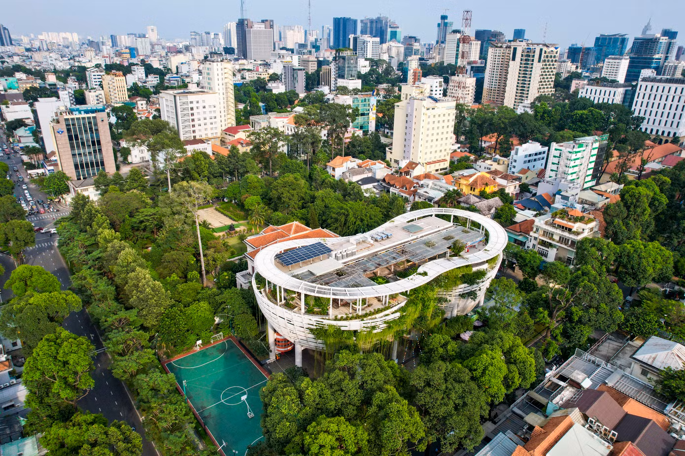 Nhà Thiếu nhi TPHCM là nơi thường xuyên tổ chức nhiều lễ hội, thu hút hàng nghìn trẻ em tham gia như: Lễ hội Thế giới tuổi thơ ngày 1/6, lễ hội Trung Thu, lễ hội Ngày Tết Quê em, Ngày hội Khoa học với đời sống. Nhà Thiếu nhi TPHCM là nơi thường xuyên tổ chức nhiều lễ hội, thu hút hàng nghìn trẻ em tham gia như: Lễ hội Thế giới tuổi thơ ngày 1/6, lễ hội Trung Thu, lễ hội Ngày Tết Quê em, Ngày hội Khoa học với đời sống.