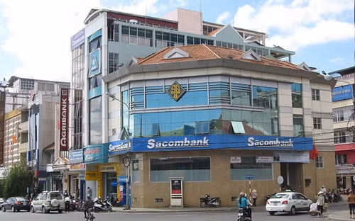 'Thâu tóm' Sacombank - 1 ván cờ phức tạp và gay cấn