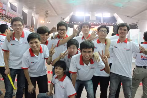 Đội Dragon của Đại học Công nghiệp Hà Nội