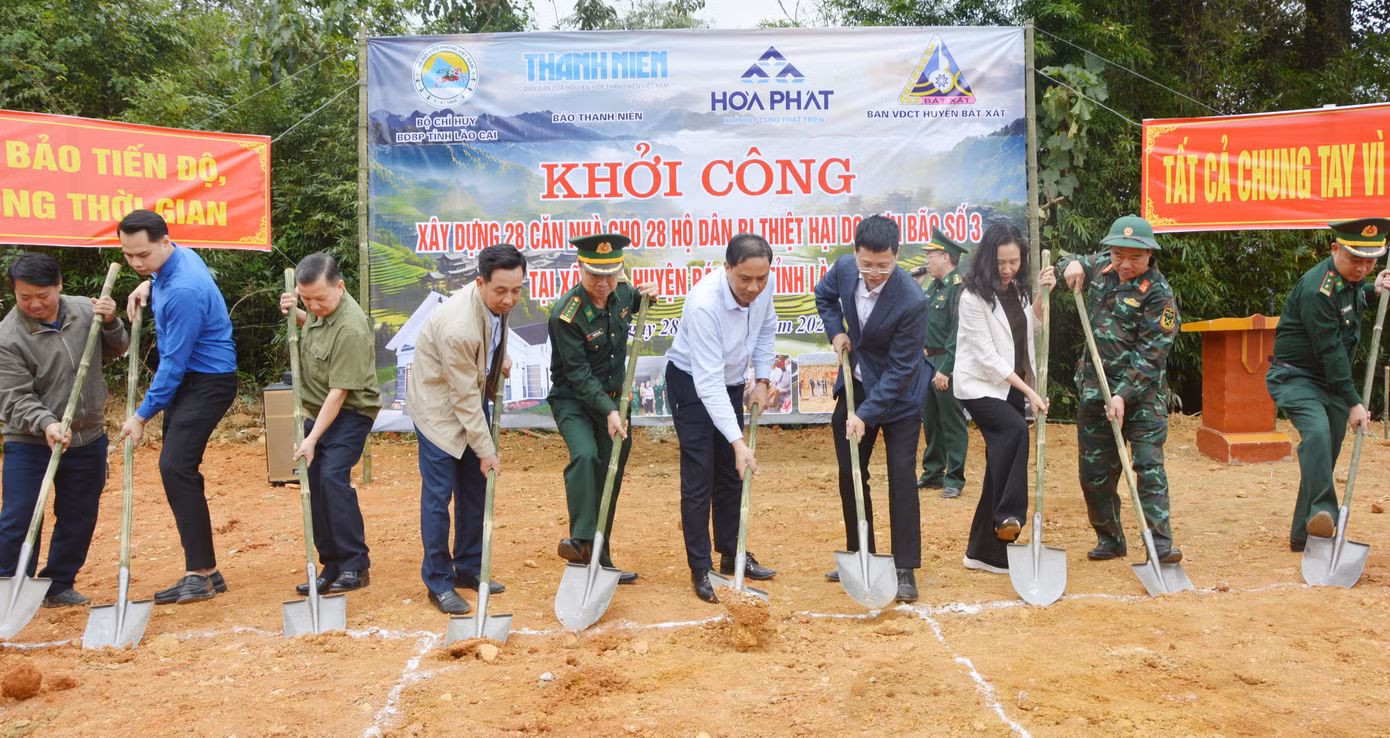 Hòa Phát hỗ trợ xây dựng 28 căn nhà tại xã A Lù, huyện Bát Xát