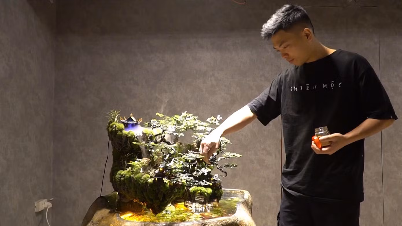 Những mô hình có giá hàng trăm triệu đồng mà anh Hoàng cùng đội nhóm chế tác - Ảnh: Ngọc Vũ Những mô hình có giá hàng trăm triệu đồng mà anh Hoàng cùng đội nhóm chế tác - Ảnh: Ngọc Vũ