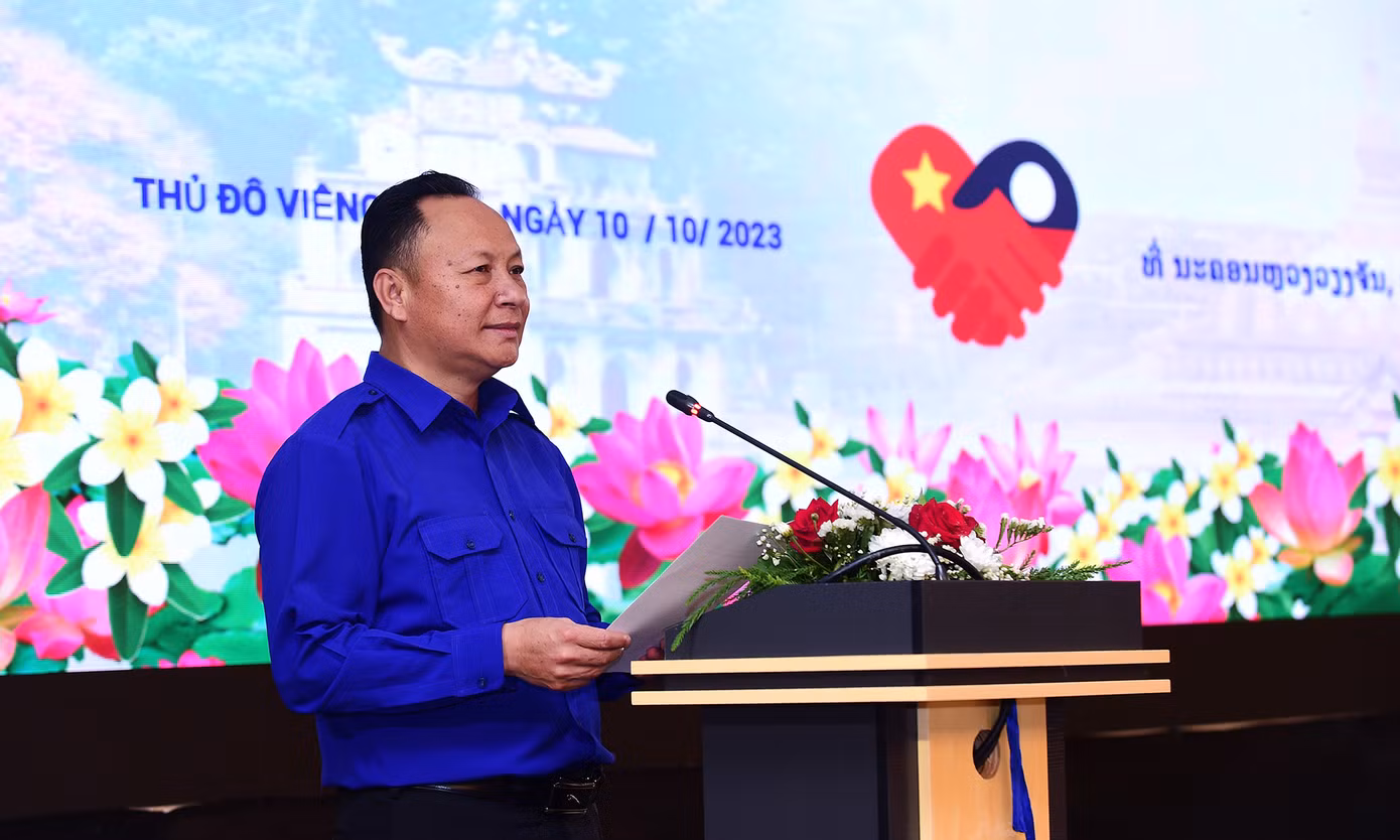 Anh Monxay Laomuasong phát biểu khai mạc chương trình. Ảnh: Xuân Tùng