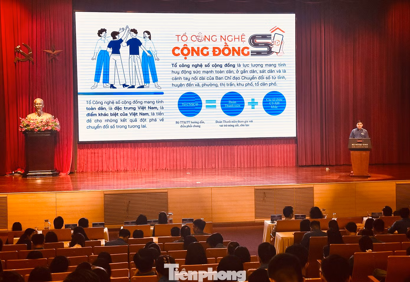 Đại diện Đoàn Bộ Thông tin và truyền thông chia sẻ về hoạt động Tổ công nghệ cộng đồng. Ảnh: Xuân Tùng Đại diện Đoàn Bộ Thông tin và truyền thông chia sẻ về hoạt động Tổ công nghệ cộng đồng. Ảnh: Xuân Tùng