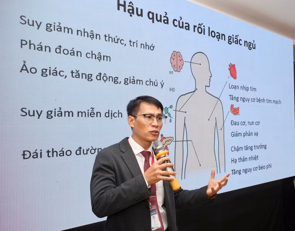 TS Lê Khắc Bảo chỉ ra hậu quả của việc rối loạn giấc ngủ.
