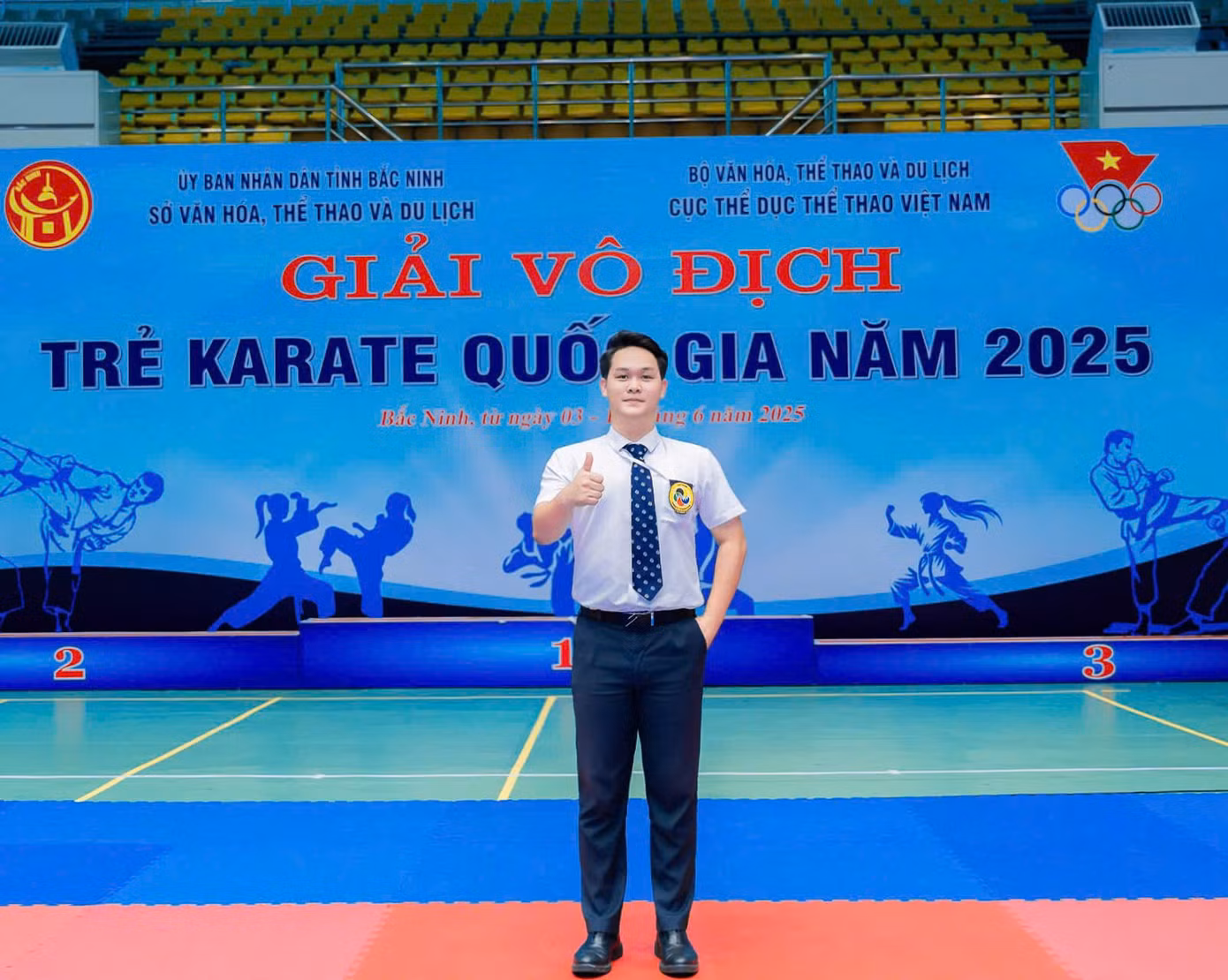 Duy Thành luôn nỗ lực hết mình với con đường Karate mà mình đã lựa chọn. Duy Thành luôn nỗ lực hết mình với con đường Karate mà mình đã lựa chọn.