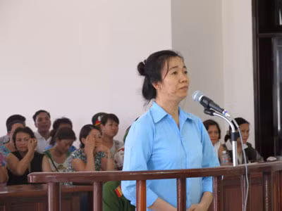 Nguyễn Bạch Dương.