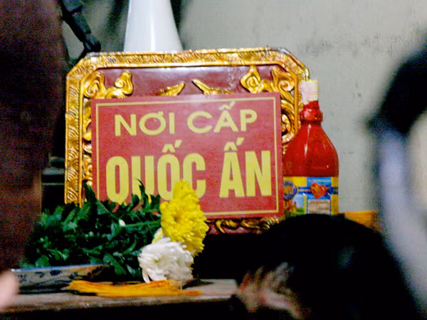 Khu vực đóng Ấn Đền Bảo Lộc.