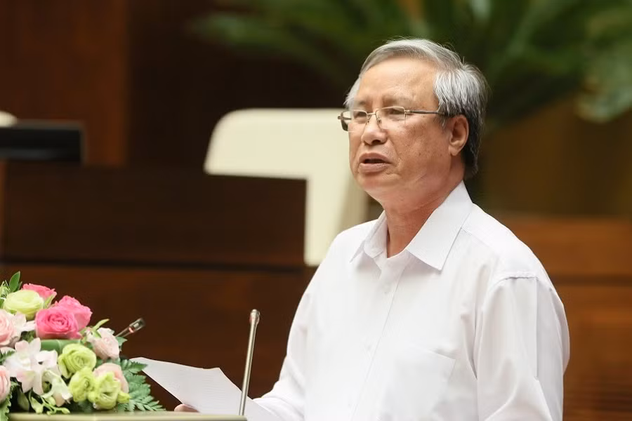 Ông Trần Quốc Vượng: Đi cơ sở mà tổ chức đoàn xe dài dằng dặc 'rất phản cảm' ảnh 2
