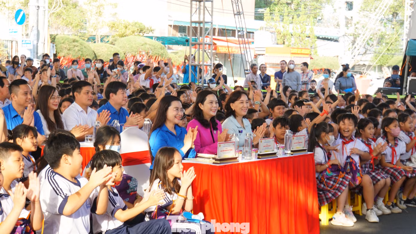 Quang cảnh ngày hội. Ảnh: Hòa Hội Quang cảnh ngày hội. Ảnh: Hòa Hội
