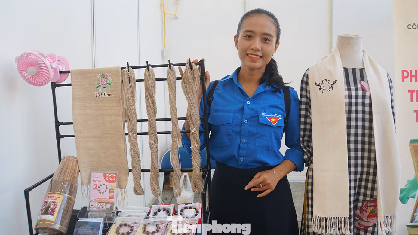 Sản phẩm thủ công của thanh niên khởi nghiệp tại Đồng Tháp. Sản phẩm thủ công của thanh niên khởi nghiệp tại Đồng Tháp.
