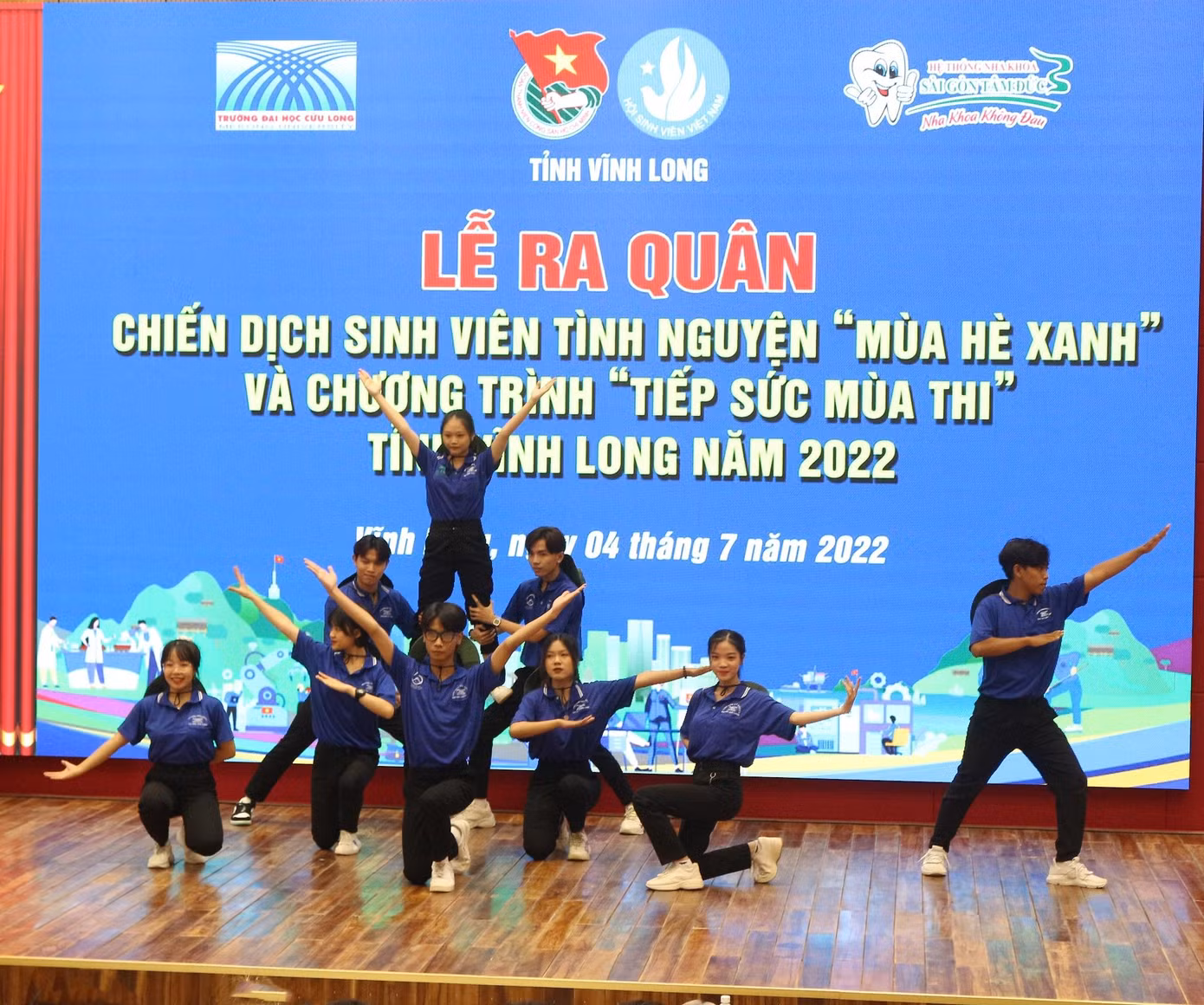 Tỉnh đoàn Vĩnh Long ra quân chiến dịch tình nguyện hè 2022. - Ảnh: TĐ VL Tỉnh đoàn Vĩnh Long ra quân chiến dịch tình nguyện hè 2022. - Ảnh: TĐ VL