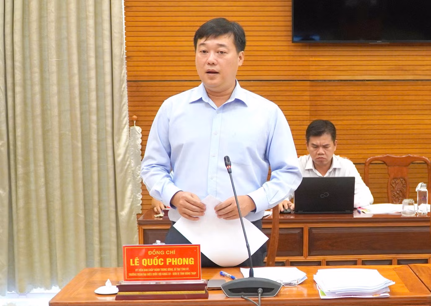 Ông Lê Quốc Phong - Bí thư Tỉnh ủy Đồng Tháp phát biểu tại buổi làm việc.