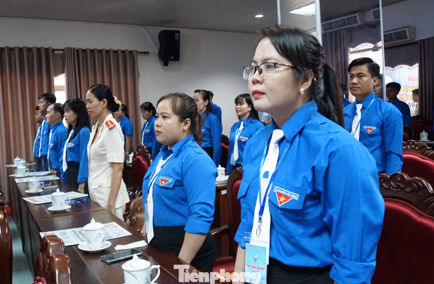 Đại biểu tham dự đại hội.