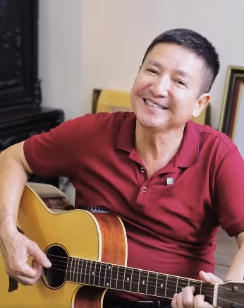 NSƯT Chí Trung chia sẻ về cuộc sống hiện tại. Ảnh: Chụp màn hình.