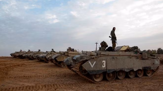 Hồi giữa tháng 11, quân đội Israel đã triển khai hệ thống đánh chặn tên lửa đến miền nam Tel Aviv, gần dải Gaza. Trước đó, hồi tháng 2, Israel cũng quyết định triển khai khẩu đội tên lửa đánh chặn tại khu vực này. Việc Israel tăng cường hoạt động quân sự, quốc phòng trong năm nay được xem là sự kiện nổi bật của năm 2012