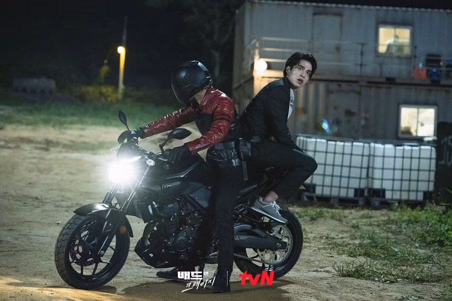 Khán giả rất trông đợi màn hợp tác của Lee Dong Wook và Wi Ha Joon.