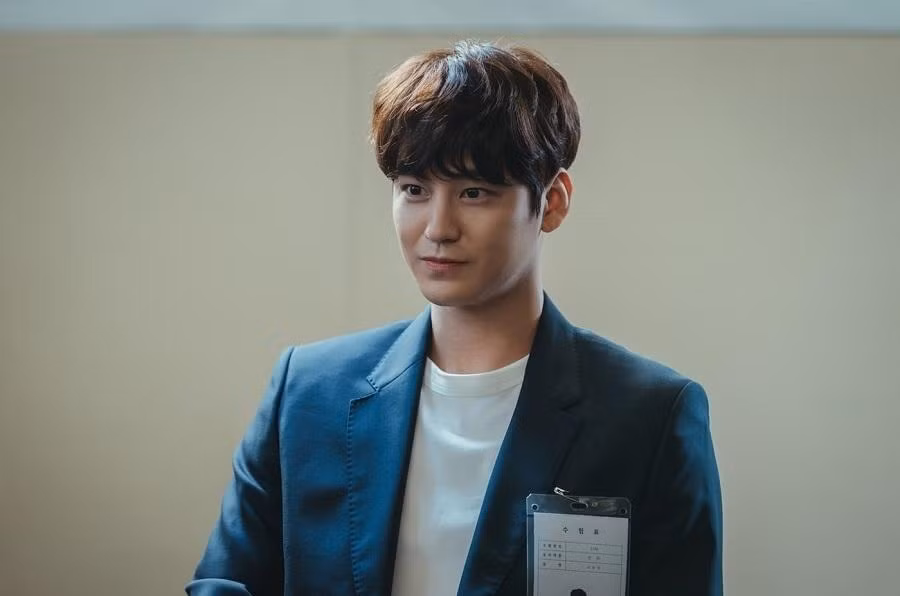 Kim Bum vào vai Go Seung Tak trong "Ghost Doctor".