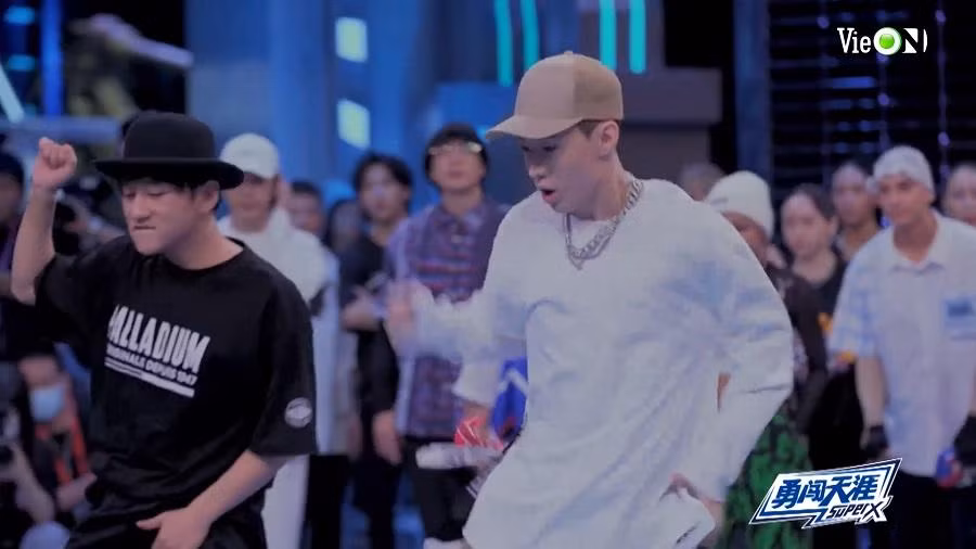 Đội của Lưu Hiến Hoa (Henry Lau)
