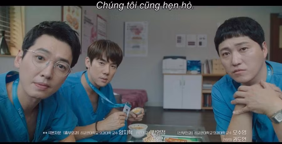Đây là thời khắc nhận được thông báo thoát ế của hai đứa bạn... Đây là thời khắc nhận được thông báo thoát ế của hai đứa bạn...