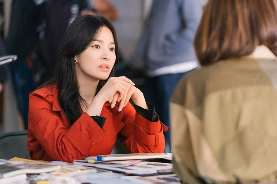 Tạo hình Song Hye Kyo trong phim cũng nhận được nhiều lời khen