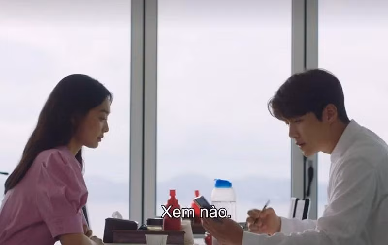 Hye Jin ấu trĩ còn bắt Hong Doo Sik phải giải cả những bài toán thi đại học chứng minh tài năng của mình Hye Jin ấu trĩ còn bắt Hong Doo Sik phải giải cả những bài toán thi đại học chứng minh tài năng của mình