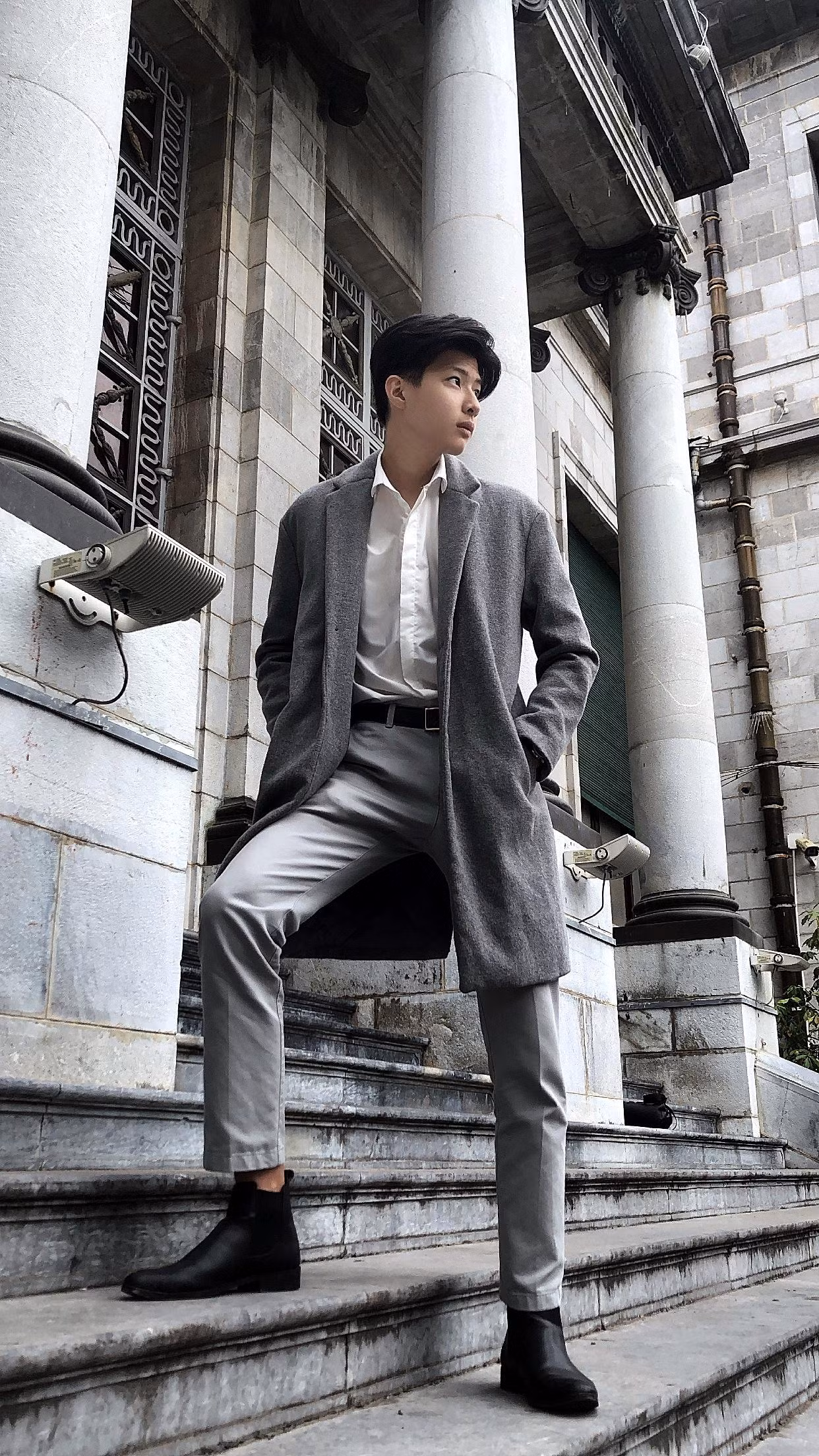 Dylan chia sẻ: “Hiện tại, mình đang theo đuổi phong cách Hàn Quốc, đơn giản nhưng vô cùng tinh tế." Dylan chia sẻ: “Hiện tại, mình đang theo đuổi phong cách Hàn Quốc, đơn giản nhưng vô cùng tinh tế."