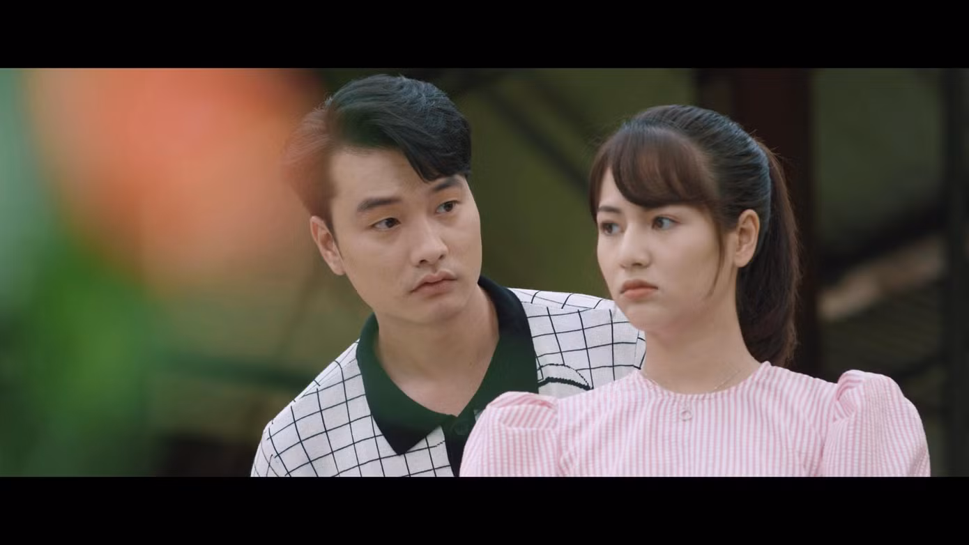 Phan và Linh do 2 diễn viên trẻ Trọng Lân và Việt Hoa thủ vai. Phan và Linh do 2 diễn viên trẻ Trọng Lân và Việt Hoa thủ vai.