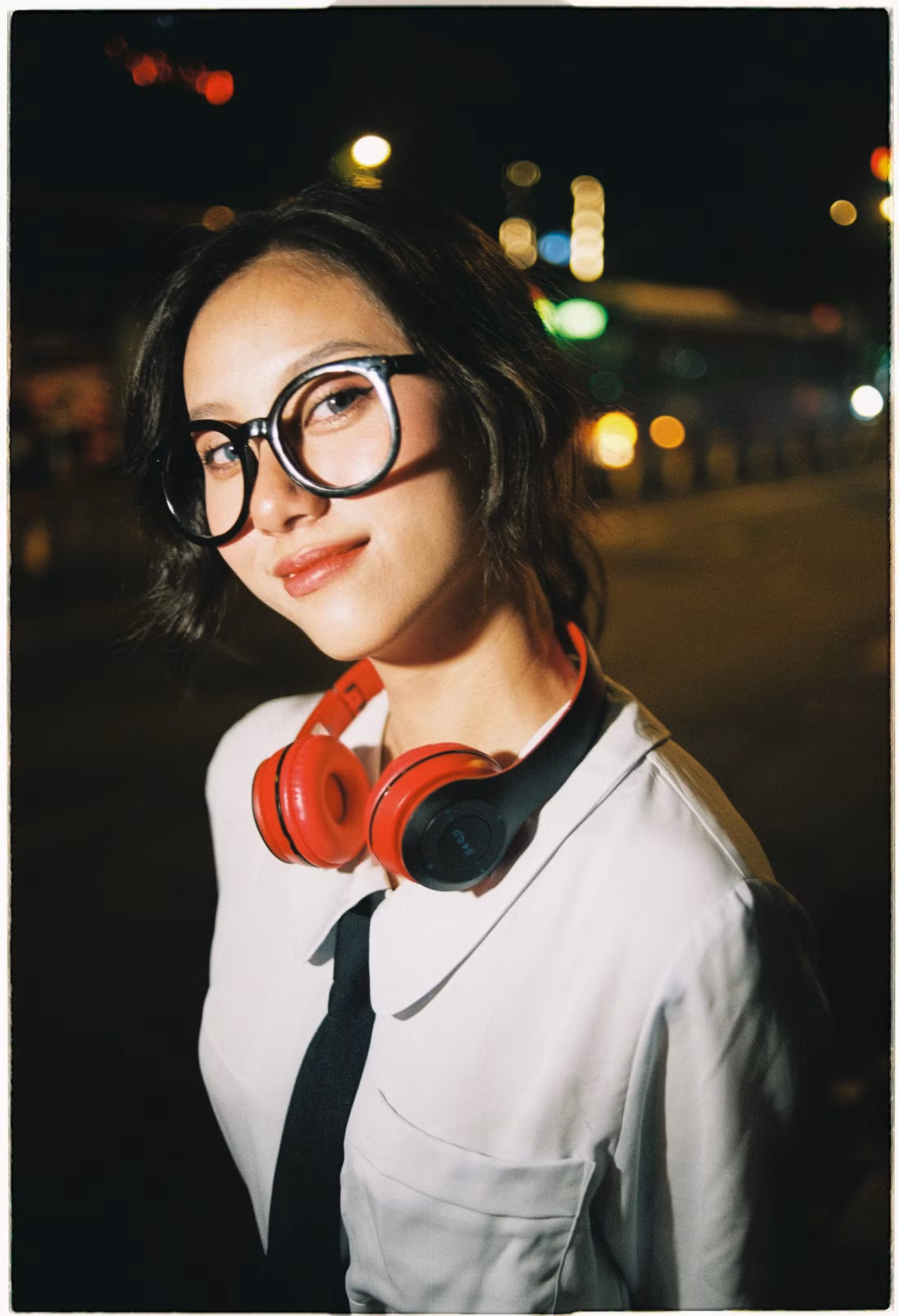 Nguyễn Ngọc Hân (sinh năm 2004) được biết đến là một KOC về mảng beauty và là model hoạt động tự do tại Thành phố Hồ Chí Minh.