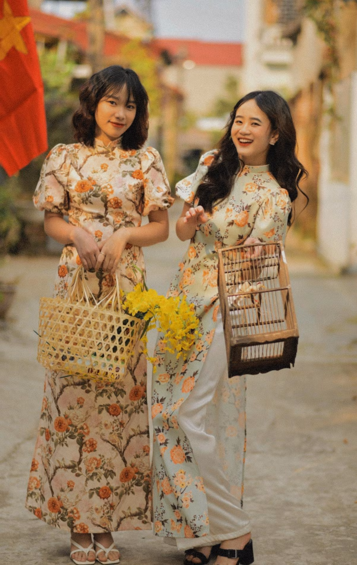 Thu Hương (bên phải) và Như Quỳnh (bên trái).
