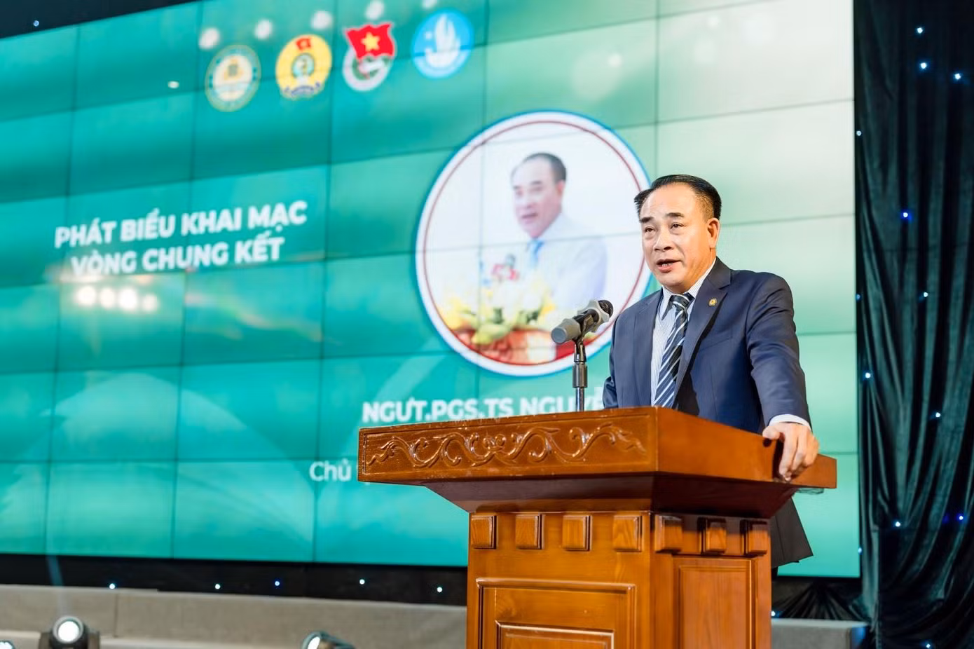 PGS.TS.NGƯT Nguyễn Vũ Việt phát biểu khai mạc chương trình.