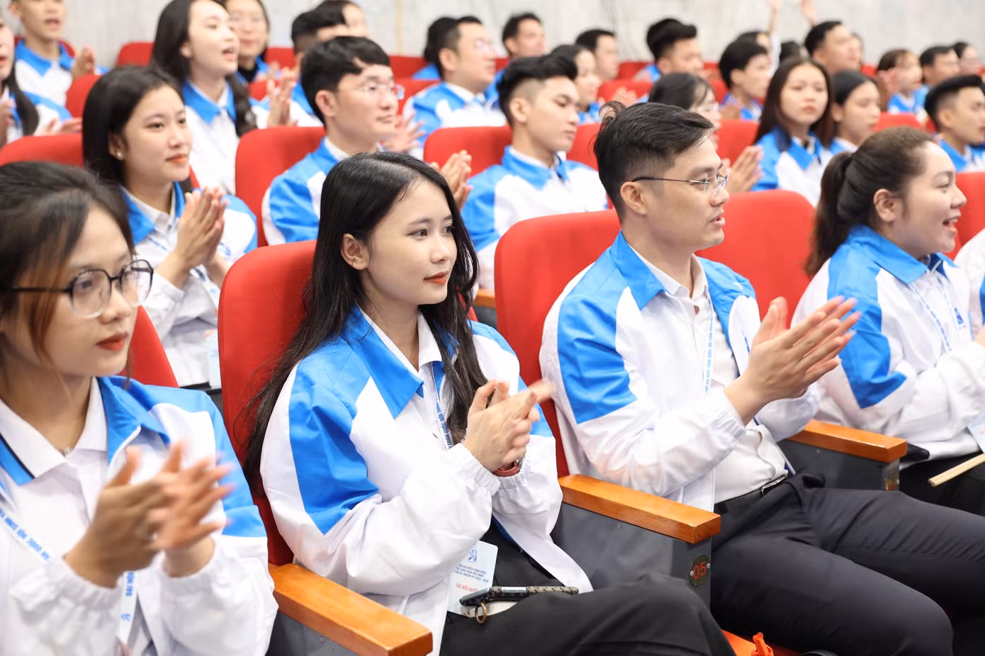 Anh Huy đề nghị các đồng chí đại biểu dự Đại hội nêu cao trách nhiệm, sáng suốt, công tâm.