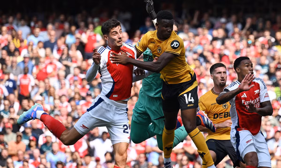  Arsenal thắng trận ra quân giải Ngoại hạng Anh ảnh 11