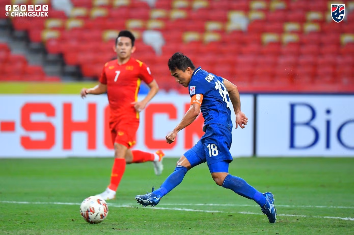 Theo HLV Charnwit thì Thái Lan chỉ chơi hay trong 30 phút đầu