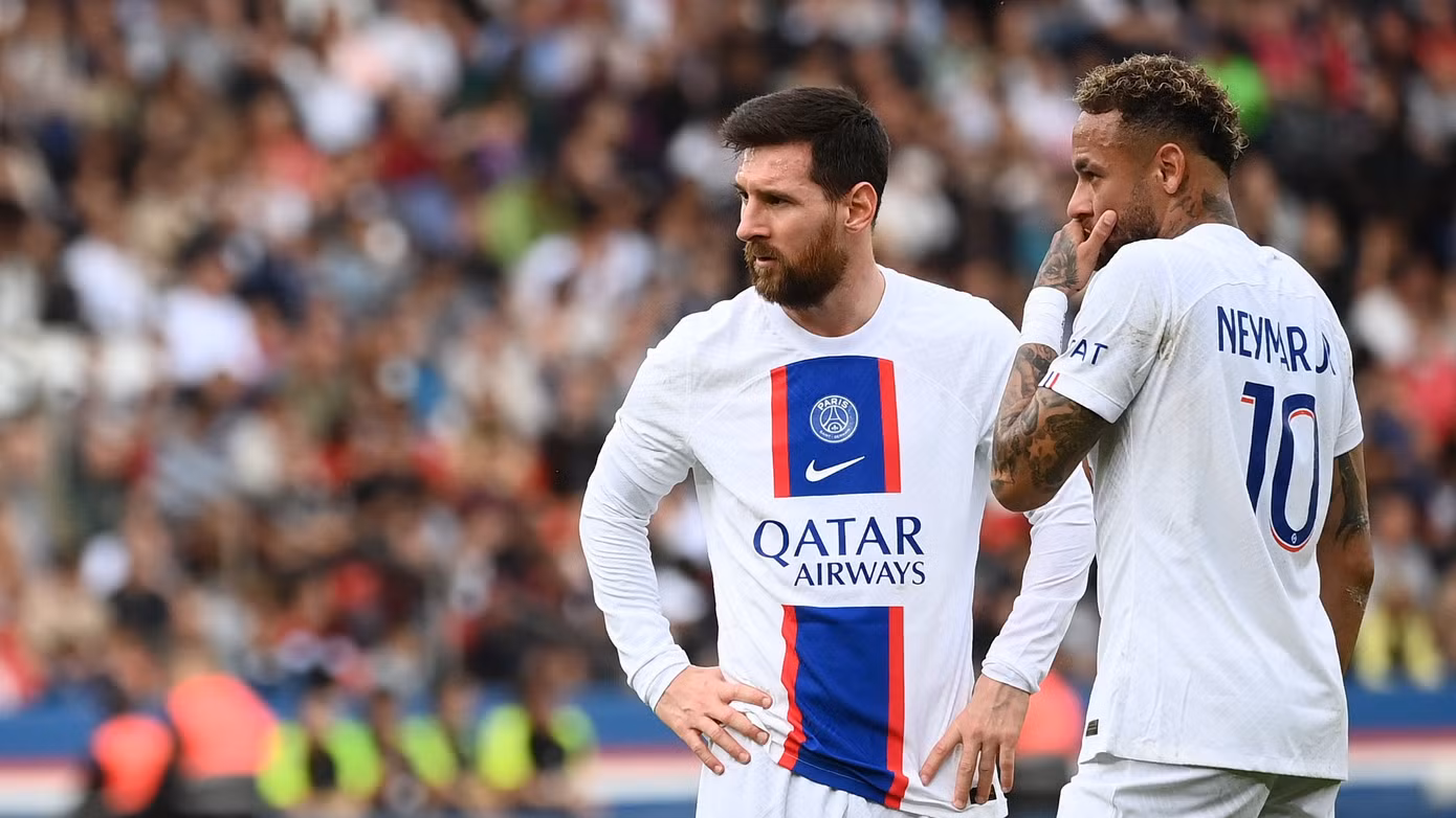 Messi mặc áo số 30 khi khoác áo PSG