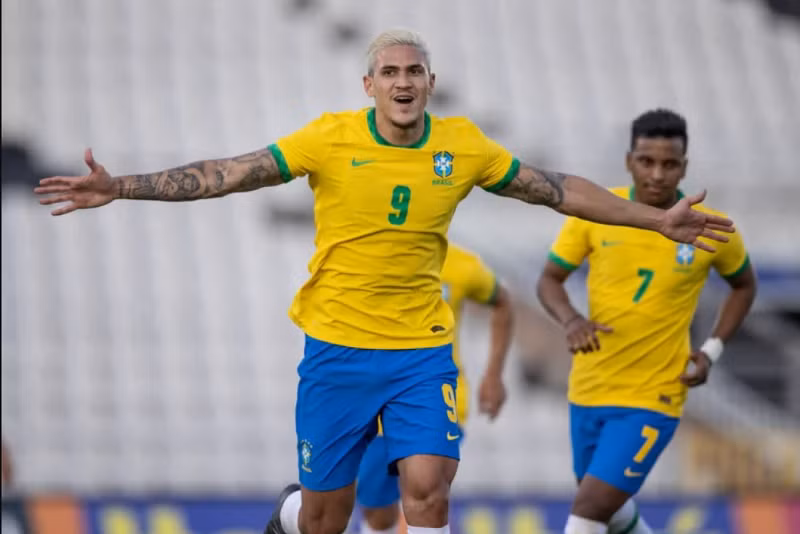 Pedro là cái tên đầy bất ngờ trên hàng công tuyển Brazil
