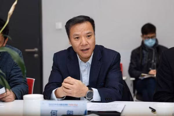 Ông He Xi, phó tổng thư ký CFA Ông He Xi, phó tổng thư ký CFA
