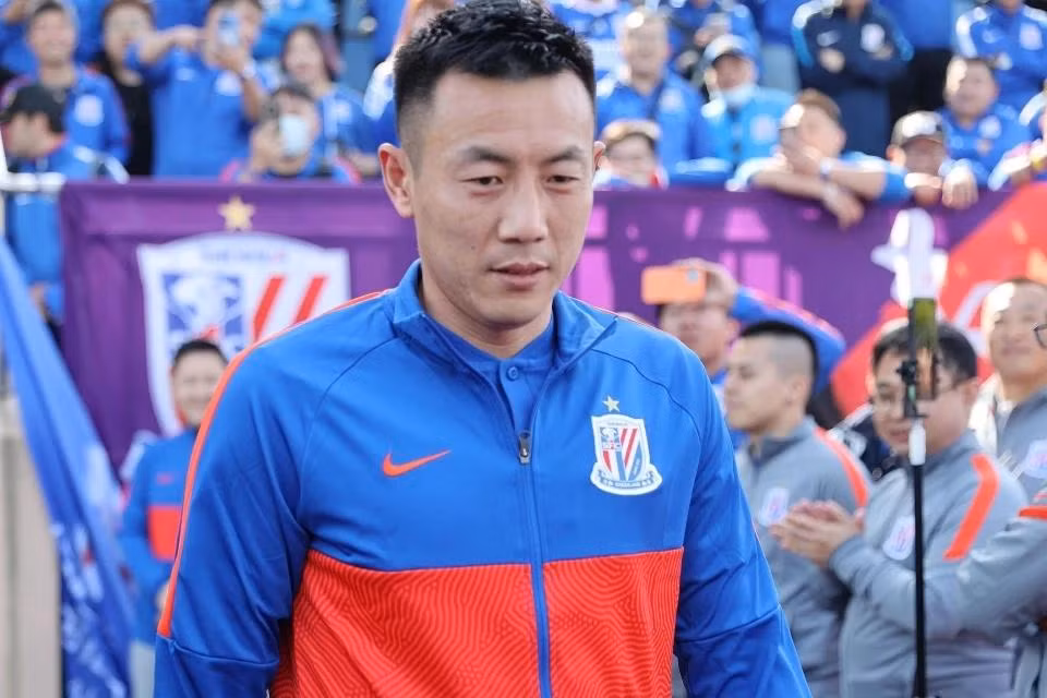 Qin Sheng khoác áo CLB cuối cùng là Shanghai Shenhua