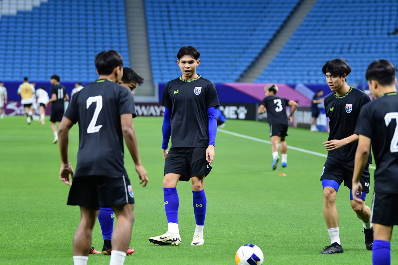 U23 Thái Lan thắng sốc U23 Iraq, mở toang cửa vào tứ kết U23 châu Á 2024 ảnh 7