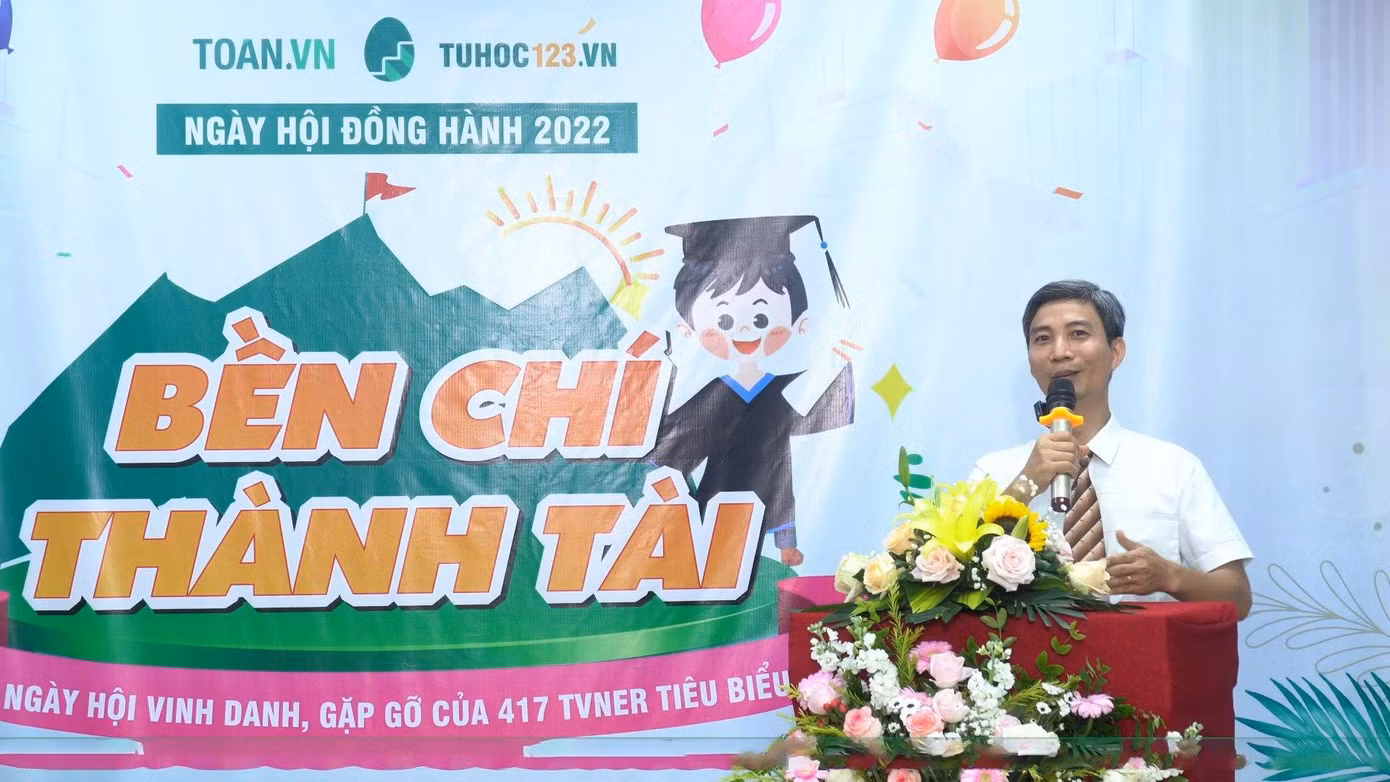 Thầy Nguyễn Trường Lâm chia sẻ định hướng giáo dục của TOAN.VN