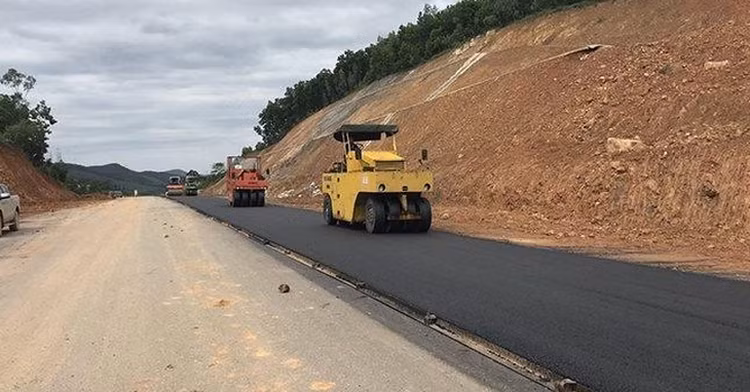 Đến nay, 66.300 tỷ đồng thuộc Chương trình Phục hồi và Phát triển kinh tế - xã hội đã được giải ngân (ảnh minh hoạ). Đến nay, 66.300 tỷ đồng thuộc Chương trình Phục hồi và Phát triển kinh tế - xã hội đã được giải ngân (ảnh minh hoạ).