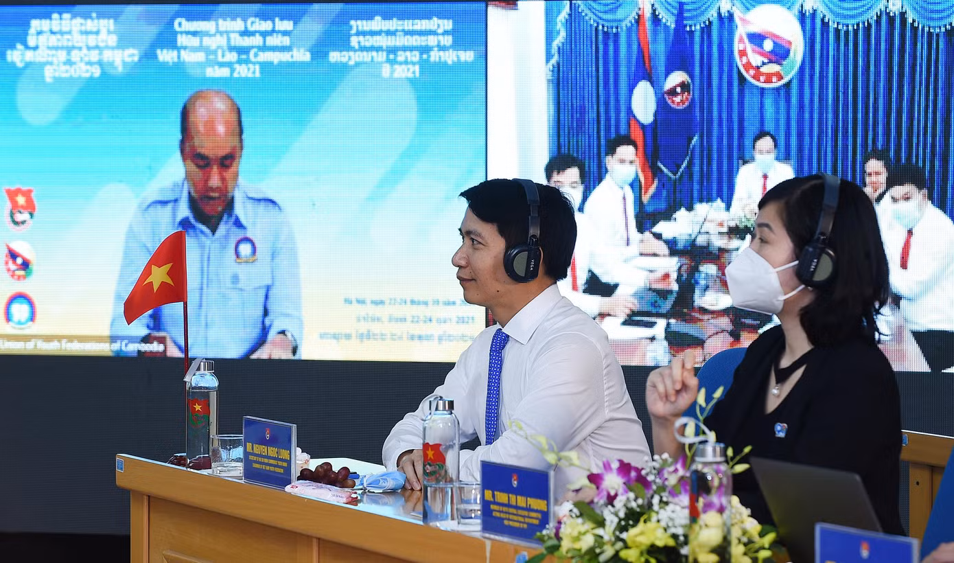 Phát biểu tại chương trình, Hun Many - Chủ tịch Hội LHTN Campuchia bày tỏ thời gian thanh niên ba nước sẽ có thêm nhiều chương trình, hoạt động thúc đẩy tình đoàn kết của thanh niên ba nước thêm sâu sắc góp phần phát triển mối quan hệ chính trị, kinh tế, ngoại giao của ba nước. Đồng thời, tin tưởng chương trình Giao lưu thanh niên là dịp nâng cao tình đoàn kết, hiểu nhau hơn giữa thanh niên ba nước.