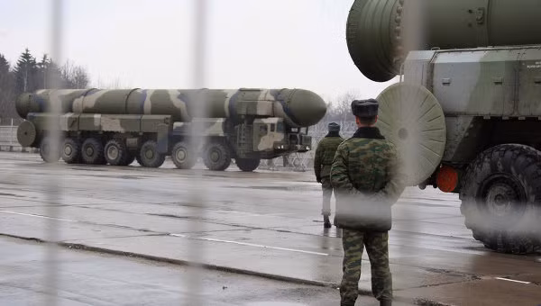 Tên lửa đạn đạo xuyên lục địa Topol (SS-25 Sickle)