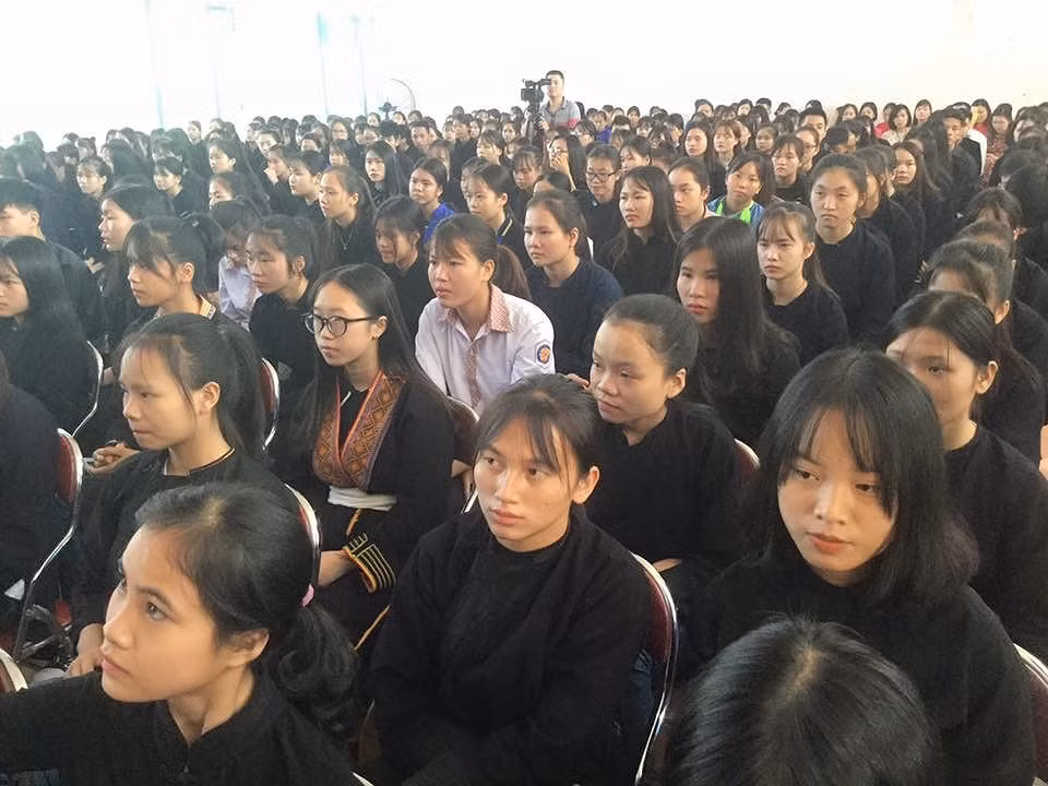 Gần 24 triệu học sinh, sinh viên hân hoan khai giảng năm học mới ảnh 18