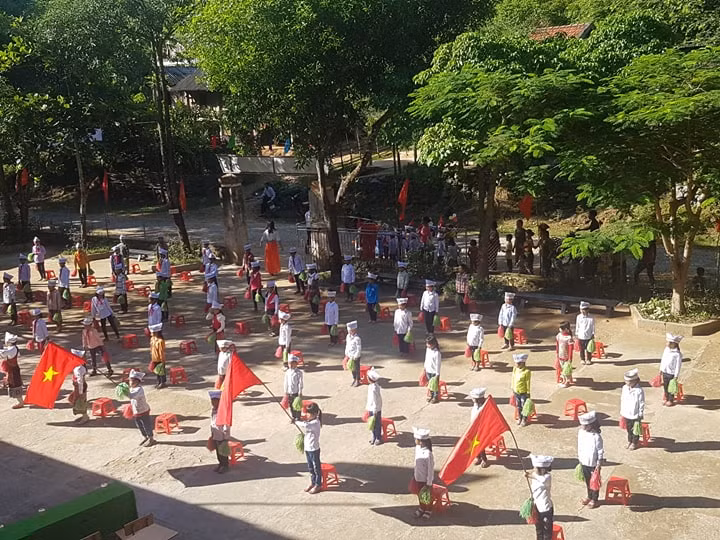 Gần 24 triệu học sinh, sinh viên hân hoan khai giảng năm học mới ảnh 25