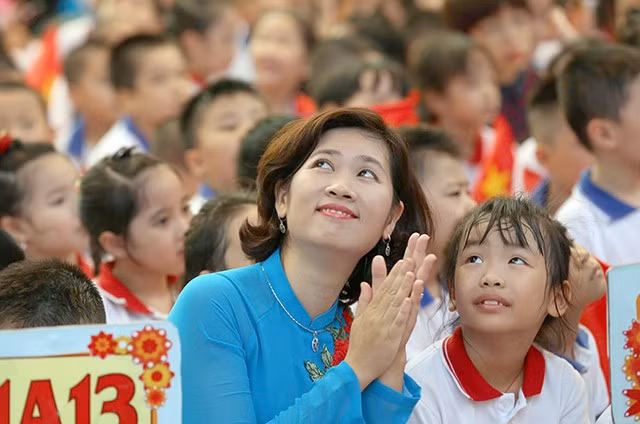 Gần 24 triệu học sinh, sinh viên hân hoan khai giảng năm học mới ảnh 33