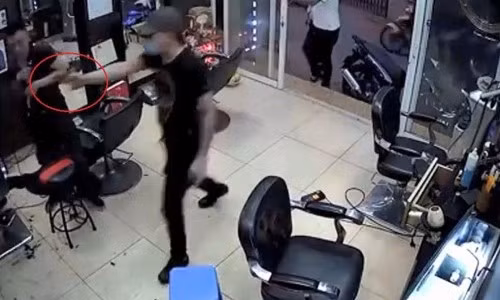 Vụ nổ súng bắn người tại Hà Nội: Do mâu thuẫn tình ái ảnh 1