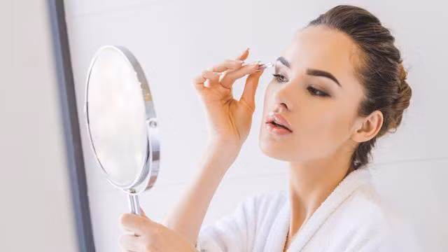 Hãy áp dụng ngay để có đôi lông mày sinh đôi nhé!